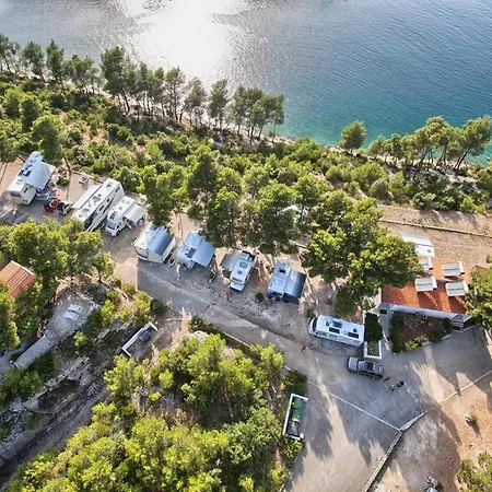 Kamp Vira Pitches * Hvar Town